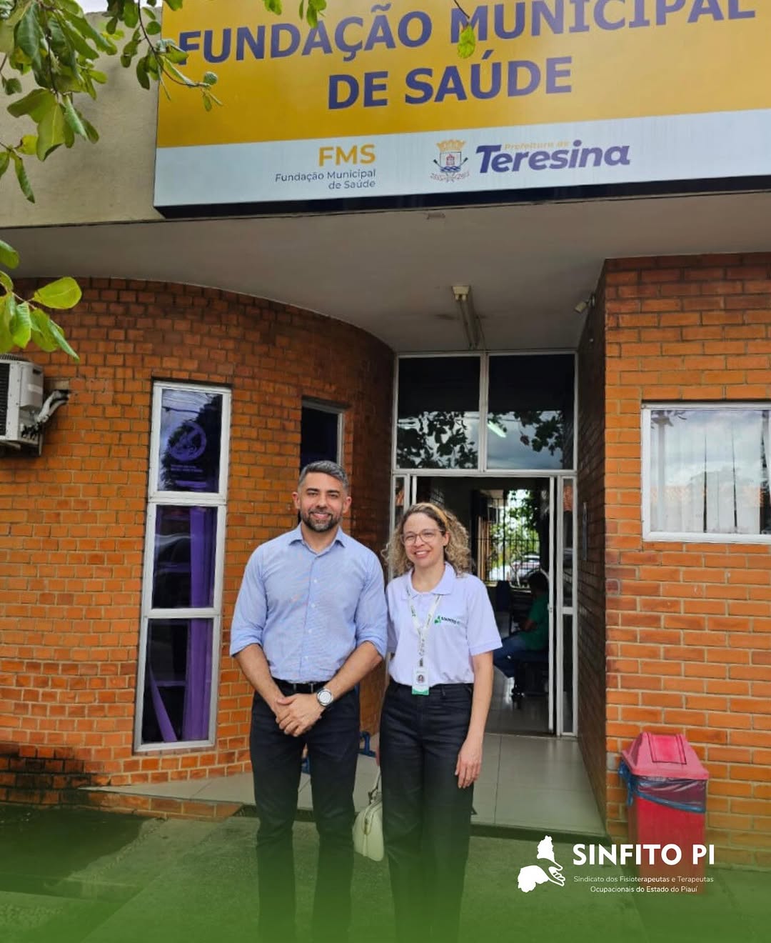 A Vice-presidente do Sinfito, Leilane Quaresma , foi à FMS hoje solicitar mais uma vez celeridade no agendamento da nossa reunião com o presidente da FMS, Charles Silveira.